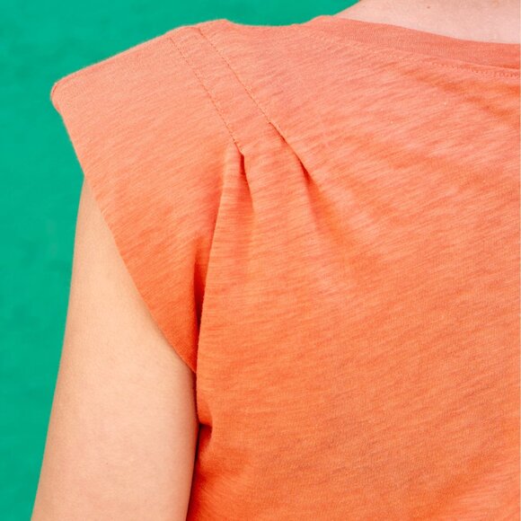 NWT - Elan V Neck Muscle Tee in Papaya Orange - Picture 2 of 4